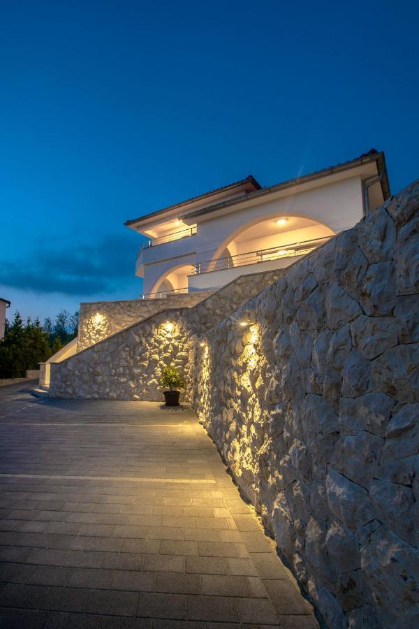 Apartmani Villa Zora โลปาร์ ภายนอก รูปภาพ