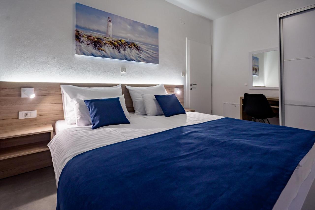 Apartmani Villa Zora โลปาร์ ภายนอก รูปภาพ